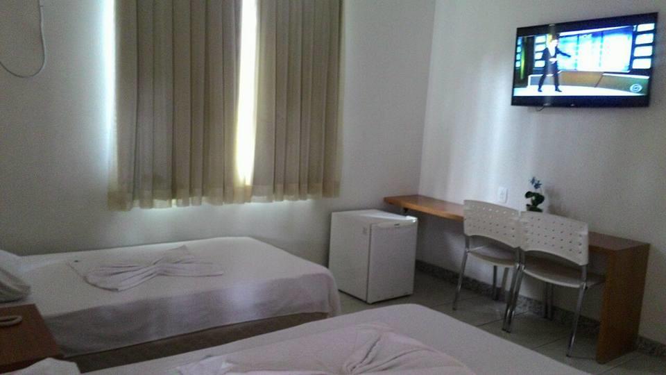 Hotel Pinheiros Chonim de Baixo