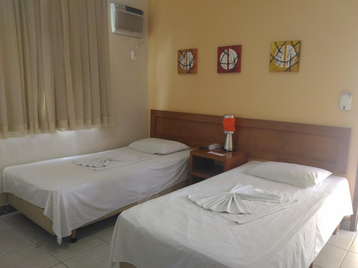 Pinheiros Hotel Chonim de Baixo